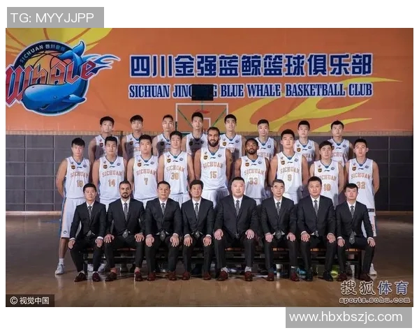 四川金强迎战强敌全力争胜期待精彩对决展现篮球魅力与团队精神