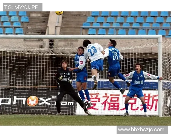 横滨队与甲府队激战正酣2018年6月24日精彩赛事回顾与分析