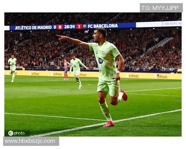 费兰托雷斯在足球场上的成长历程与未来发展潜力分析