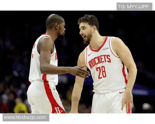 2006年NBA经典对决火箭队与黄蜂队精彩录像回顾与分析