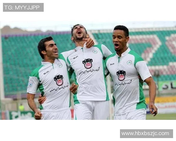 利雅得与扎巴汉的精彩对决揭示足球战术与团队协作的魅力