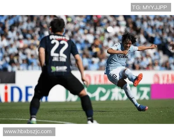 塞燃佣与阿尔及利亚的较量：一场足球战术与激情的巅峰对决