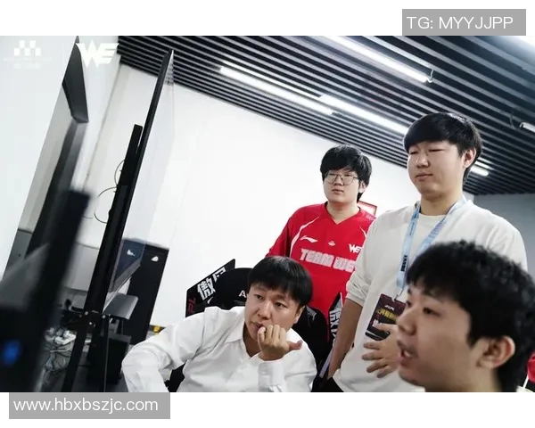 赛后分析：WE与FPX对决中的心理素质较量与启示